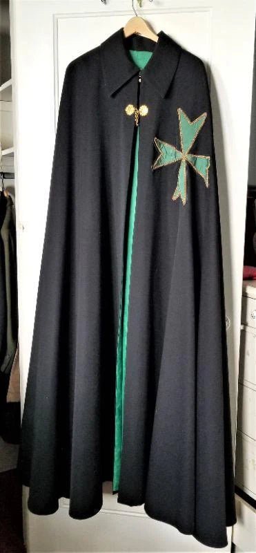 Order of St Lazarus Cloak/Cape (Gold Trimmed, Light Green Cross & Black Collar) - Luxe Regalia